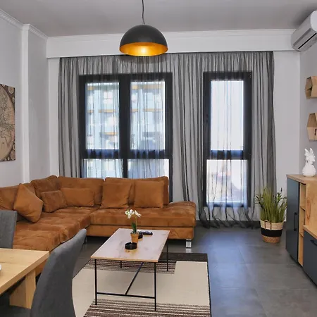 아파트 Luxury Square 21