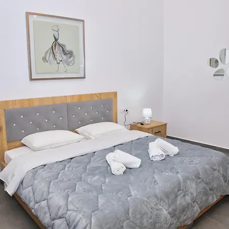 Apartment Luxury Square 21